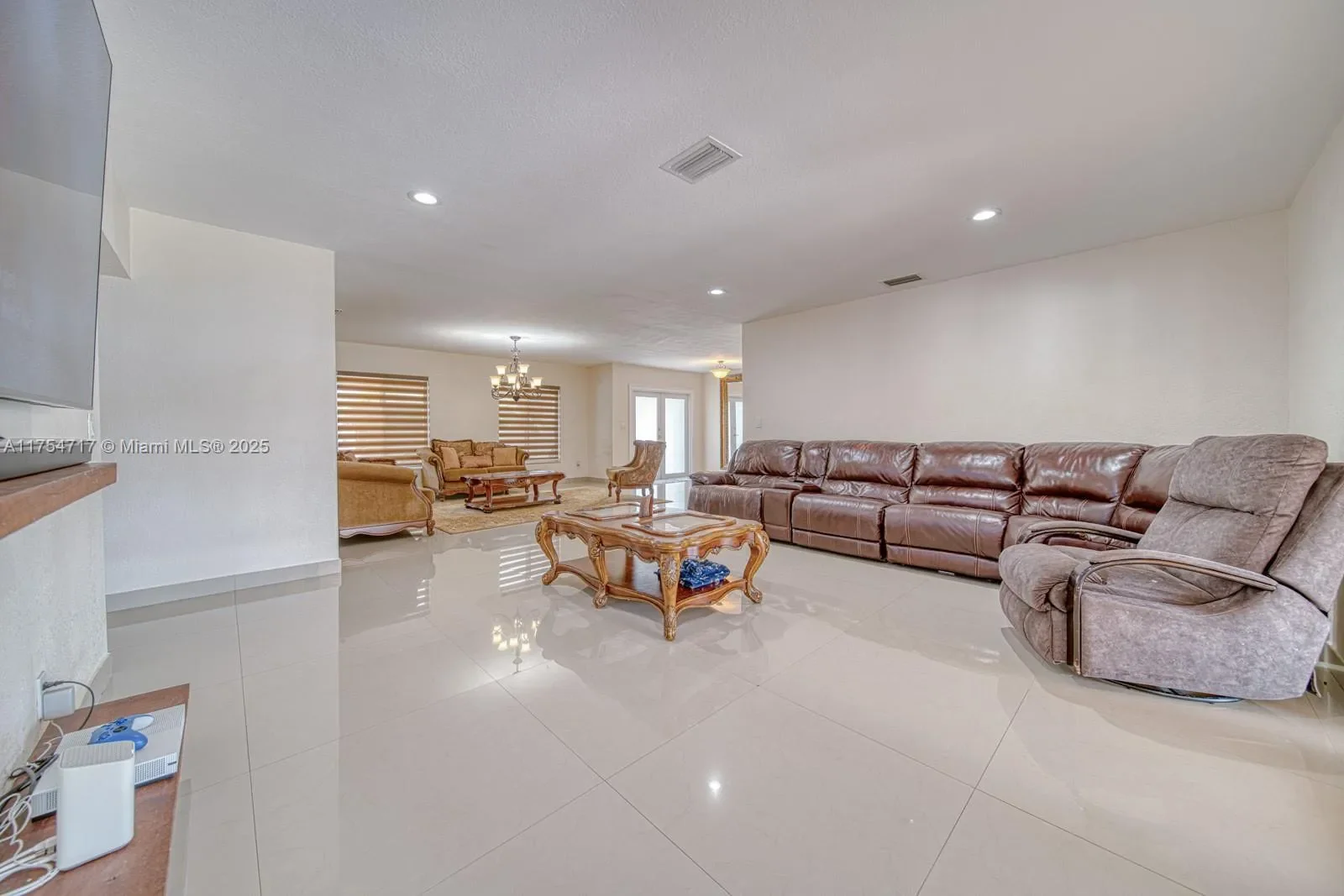 Gallery photo 10