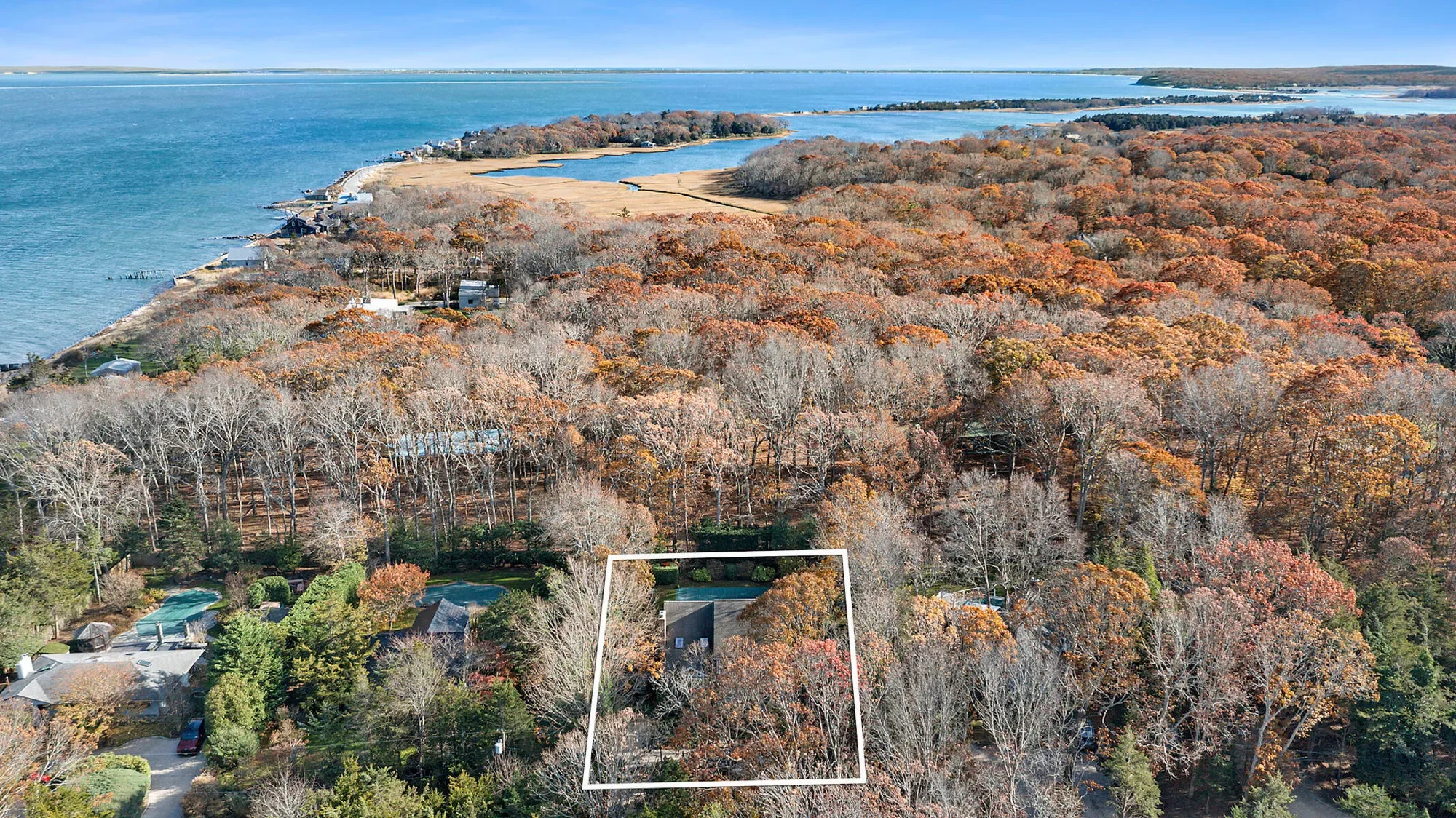 8 Driftwood Ln , East Hampton, NY 11937, Springs, New York, United States. - Photo 4
