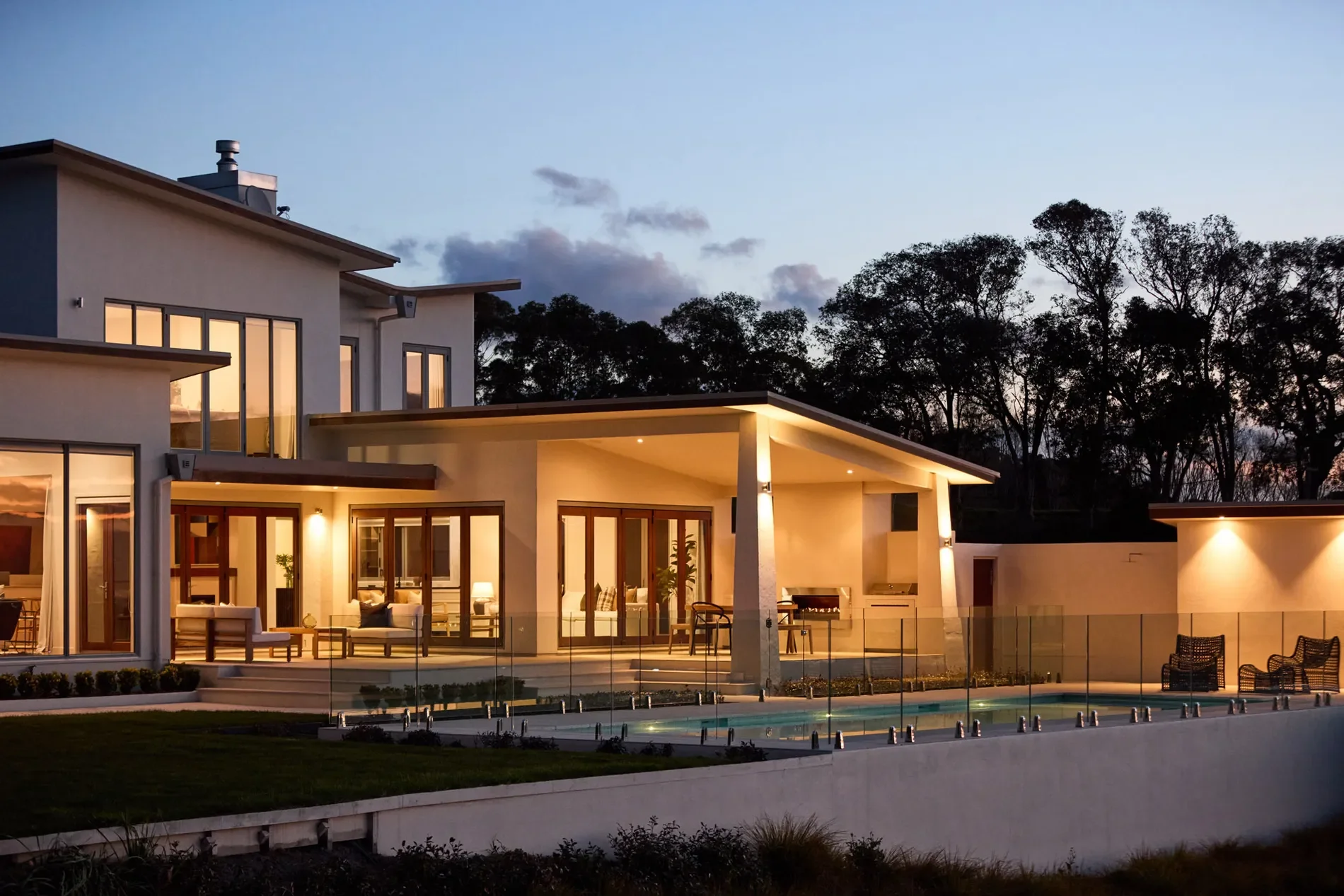 Exterior photo 3