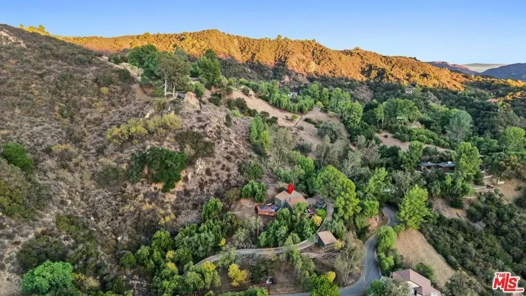 2158 Topanga Skyline Drive, Topanga, California, United States. - Photo 5