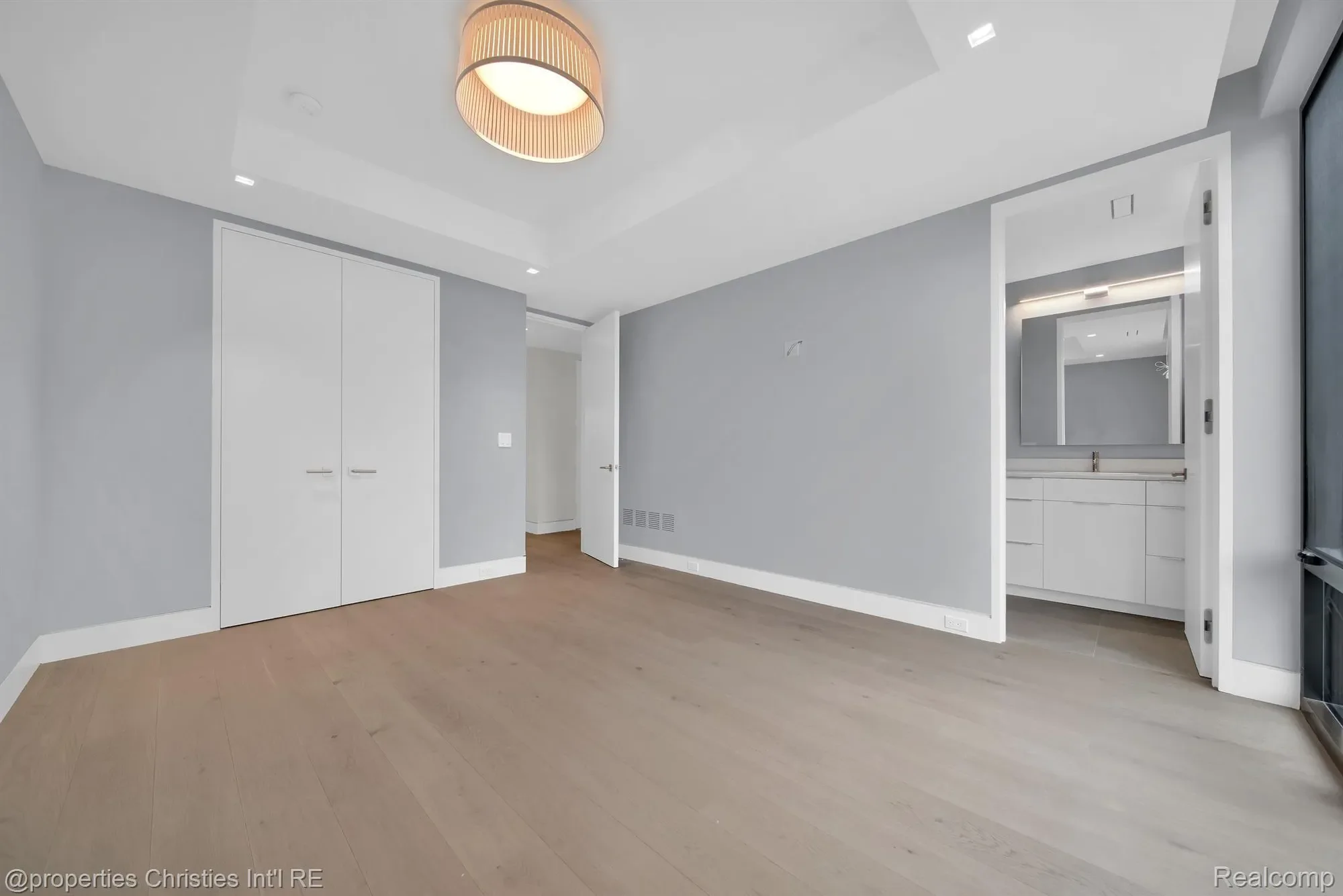 Gallery photo 7
