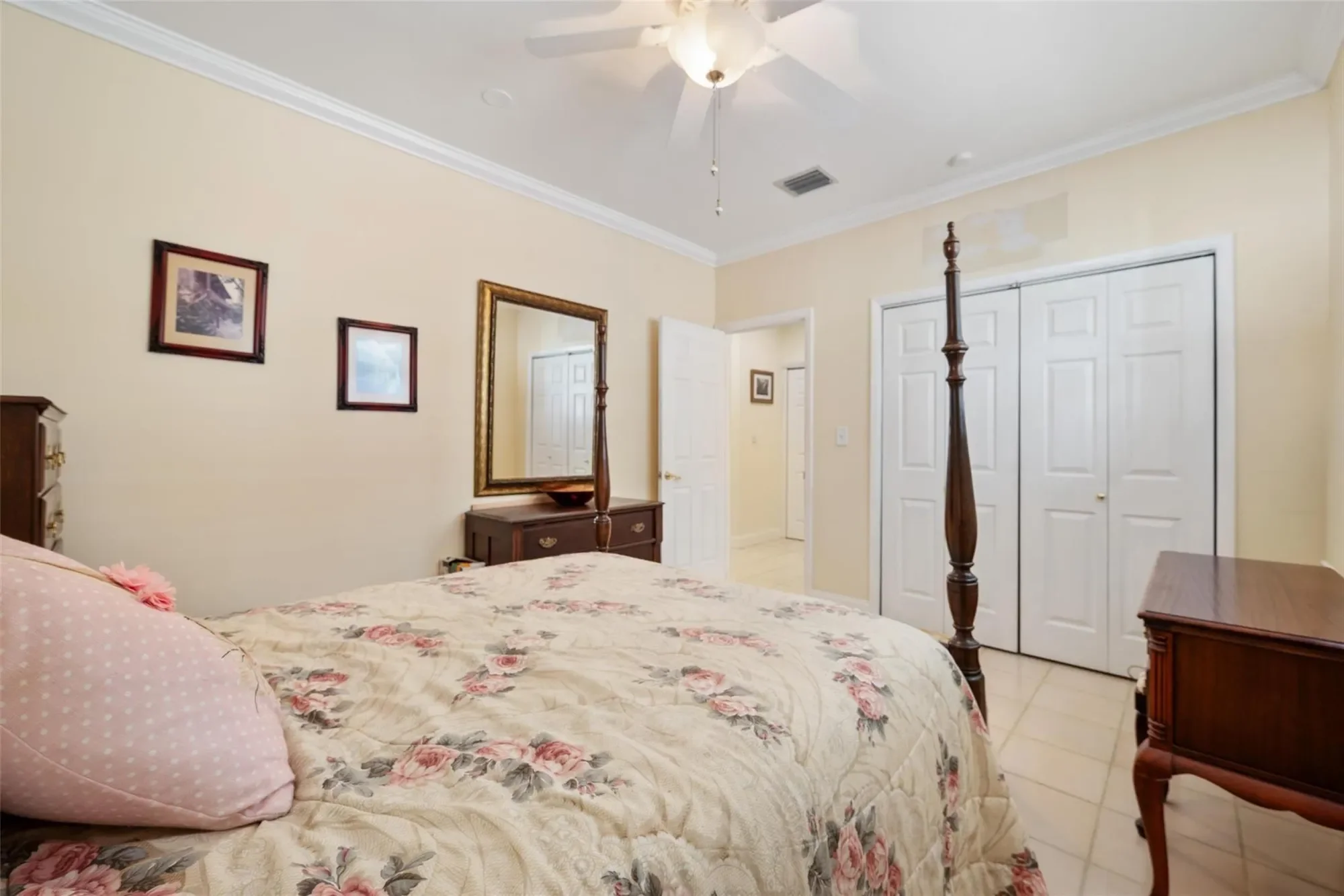 2870 NE 26th St, Wilton Manors, Florida, United States. - Photo 13