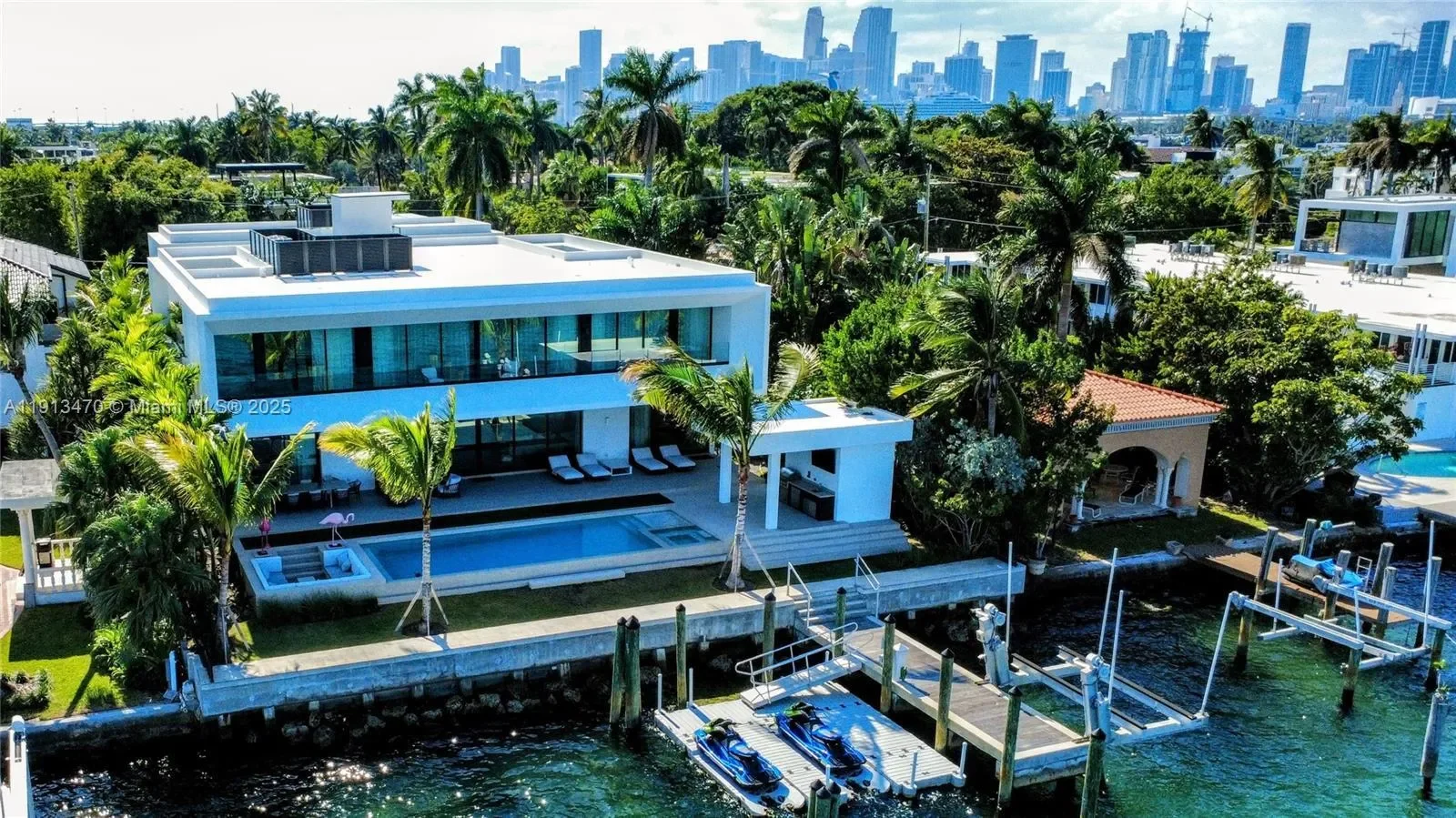 375 N Hibiscus Dr, Miami Beach, Florida, United States. - Photo 23