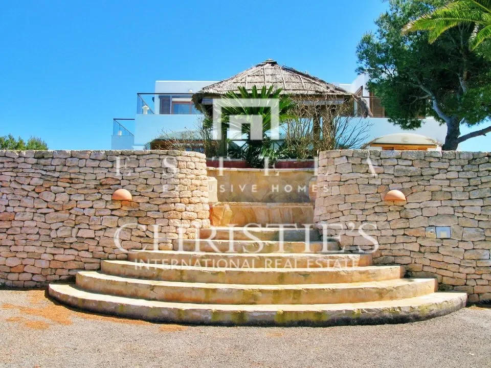 Exterior photo 9