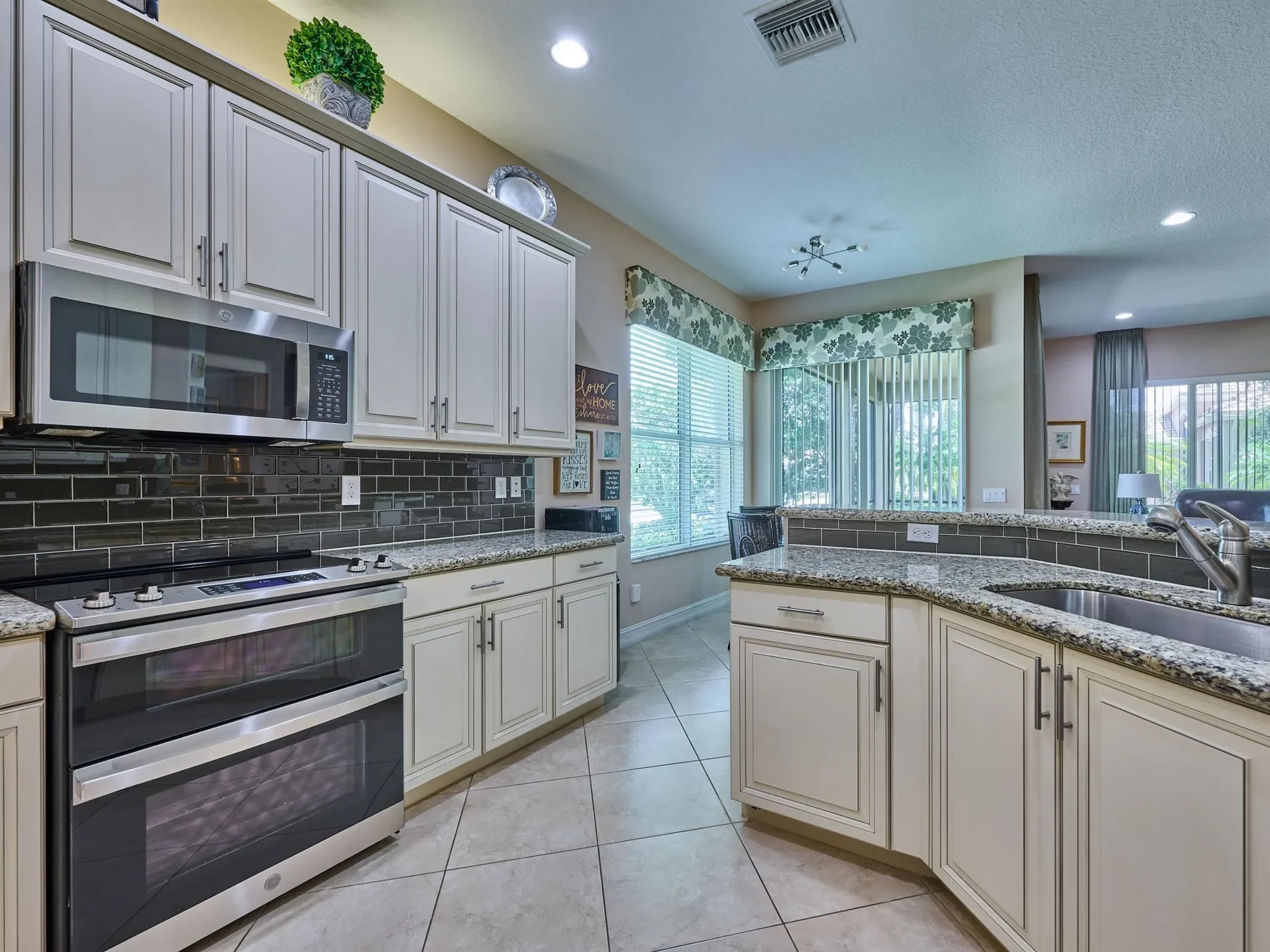 10807 Redlake Isle, Boynton Beach, Florida, United States. - Photo 33