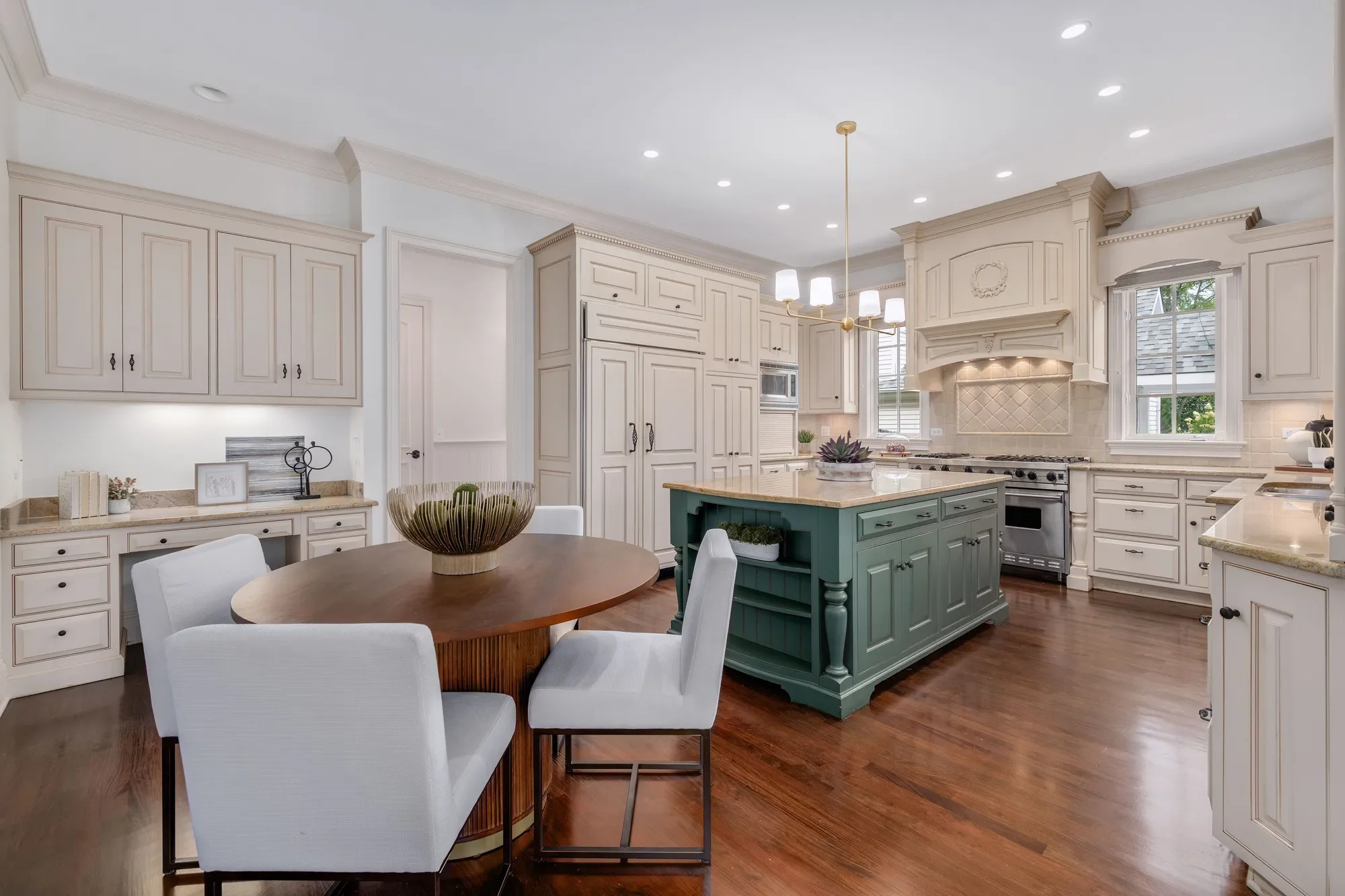 210 W Hickory Street , Hinsdale, IL 60521, Hinsdale, Illinois, United States. - Photo 33