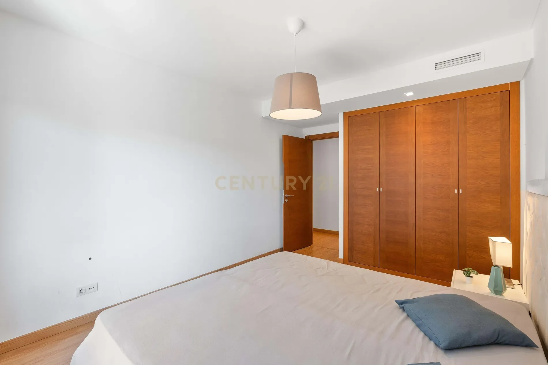 Gallery photo 3