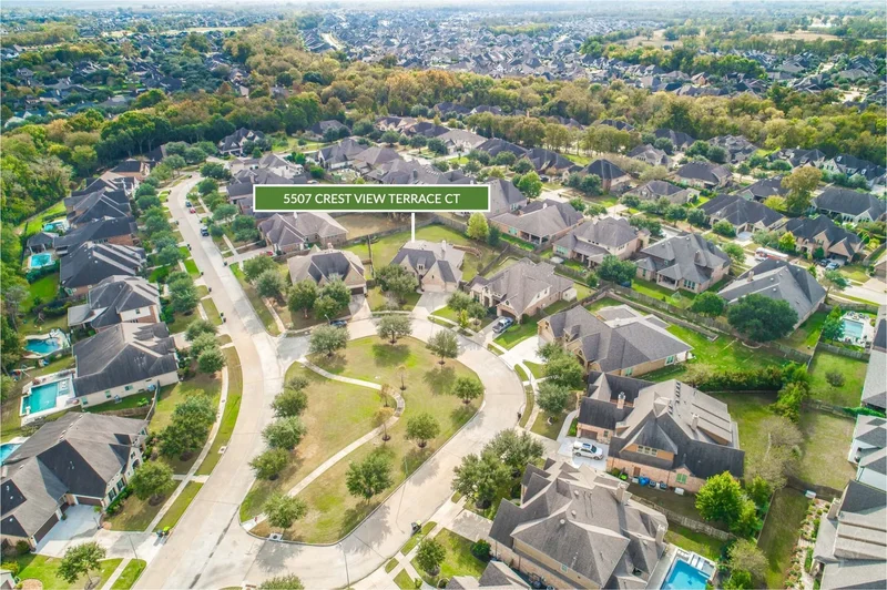 5507 Crest View Terrace Court, Fulshear, TX 77441, Fulshear, Texas, United States. - Photo 17