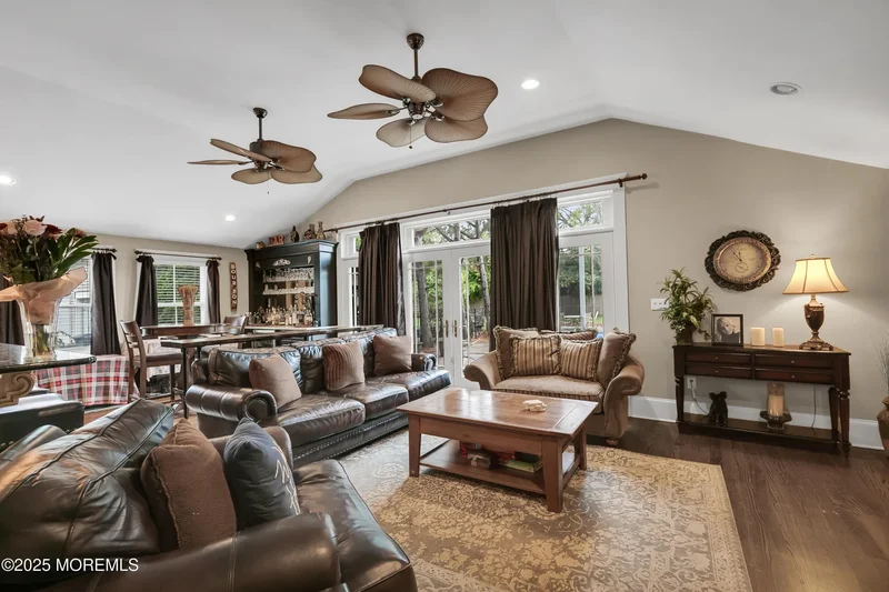 11 Golf Street, West Long Branch, NJ 07764, West Long Branch, New Jersey, United States. - Photo 39