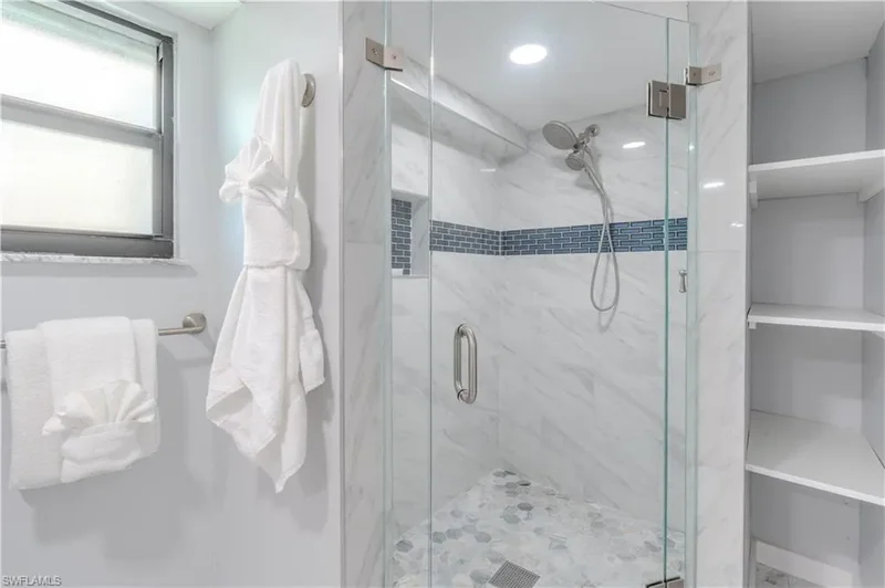 205 Bayview AVE, Fort Myers Beach, Florida, United States. - Photo 22