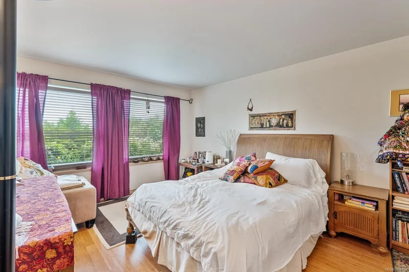 11406 Sycamore Dr, North Saanich, British Columbia, Canada. - Photo 52
