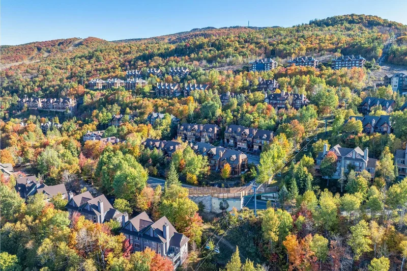 168 Ch. de la Forêt 204, Mont-Tremblant, Quebec, Canada. - Photo 26