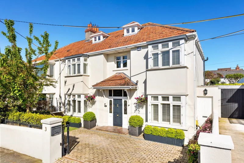 3 Marine Avenue