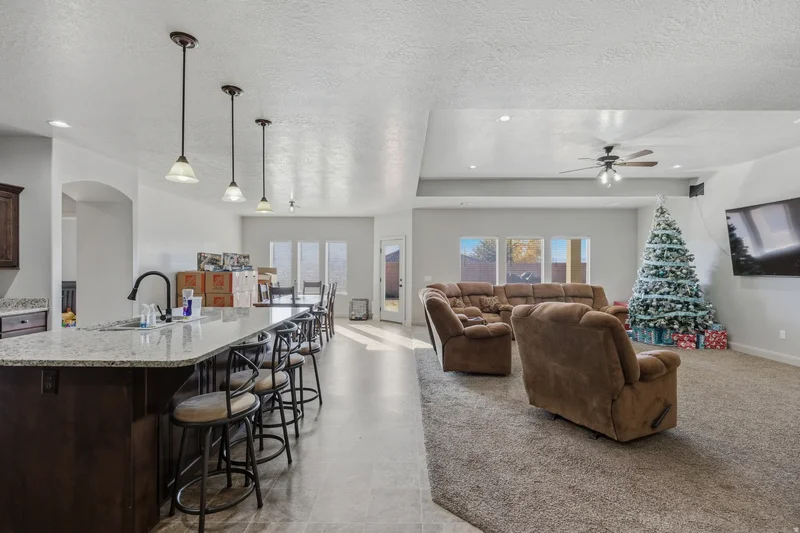 156 E HOLLY WAY, Washington, Utah, United States. - Photo 5