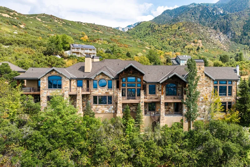 3409 E Seven Springs Drive, Sandy, UT 84092, Sandy, Utah, United States. - Photo 28