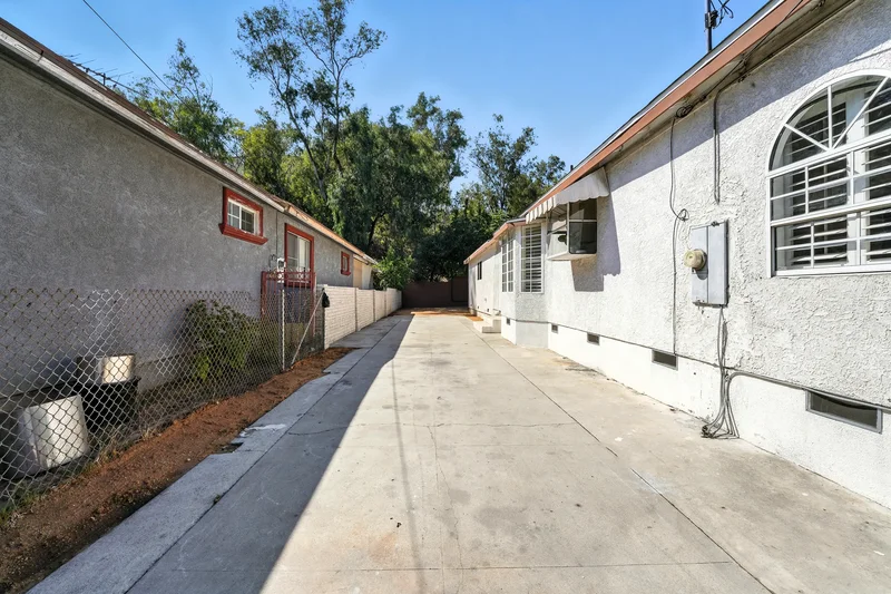5841 Arroyo Drive, Los Angeles, CA 90042, Los Angeles, California, United States. - Photo 24