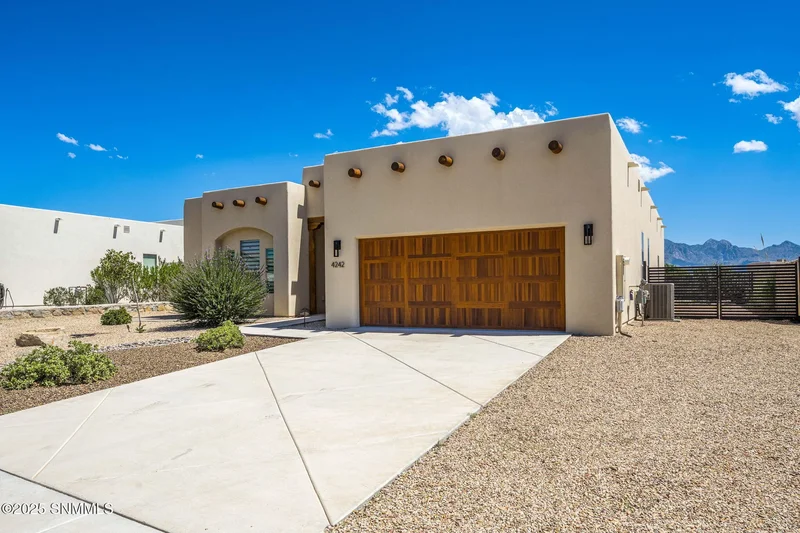 4242 Purple Sage Drive, Las Cruces, NM 88011, Las Cruces, New Mexico, United States. - Photo 2
