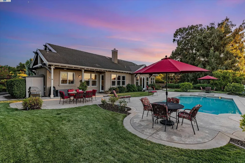 2531 Leona Pl, Pleasanton, California, United States. - Photo 15