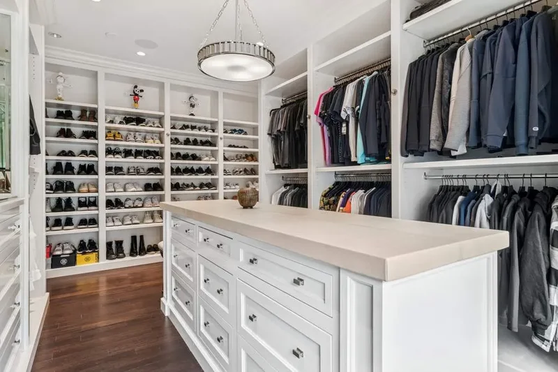1442 W. Berteau Avenue, Chicago, IL, 60613, USA, Chicago, Illinois, United States. - Photo 29