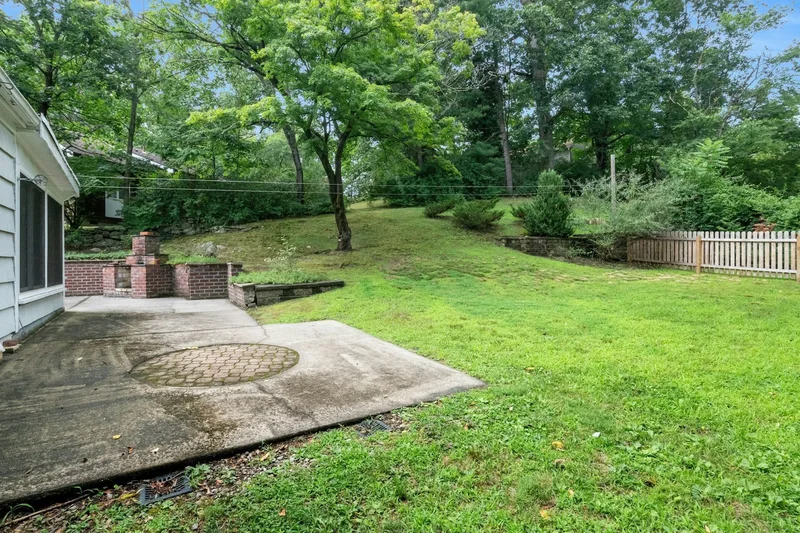 25 Fenwick Road, Hastings-on-Hudson, NY 10706, Hastings-on-Hudson, New York, United States. - Photo 5