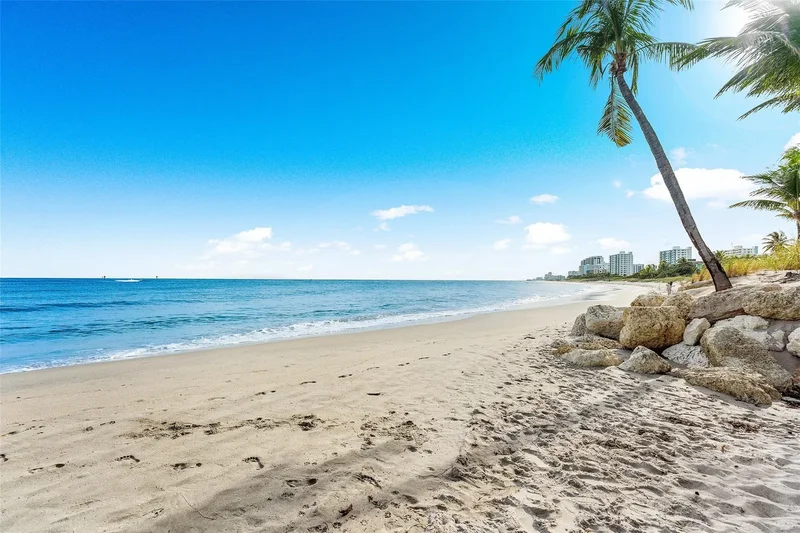 3203 Dover Rd, Hillsboro Beach, Florida, United States. - Photo 37