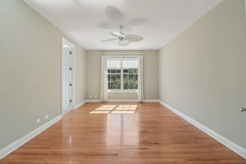 40418 South Newport Drive, Antioch, IL 60002, Antioch, Illinois, United States. - Photo 25