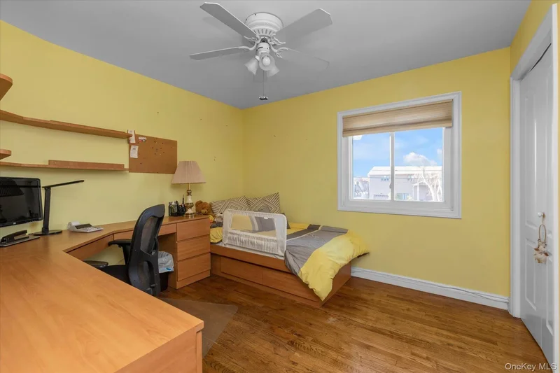 2072 Legion Street, Bellmore, New York, United States. - Photo 2