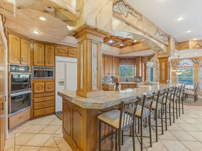 8585 S MT MAJESTIC RD E, Sandy, Utah, United States. - Photo 20