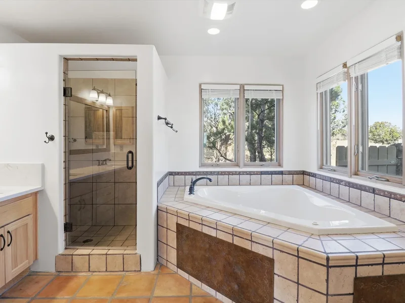 21 Buen Pastor, Santa Fe, NM 87508, Santa Fe, New Mexico, United States. - Photo 22