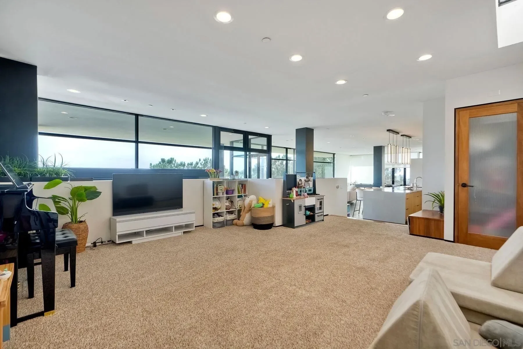 Gallery photo 8