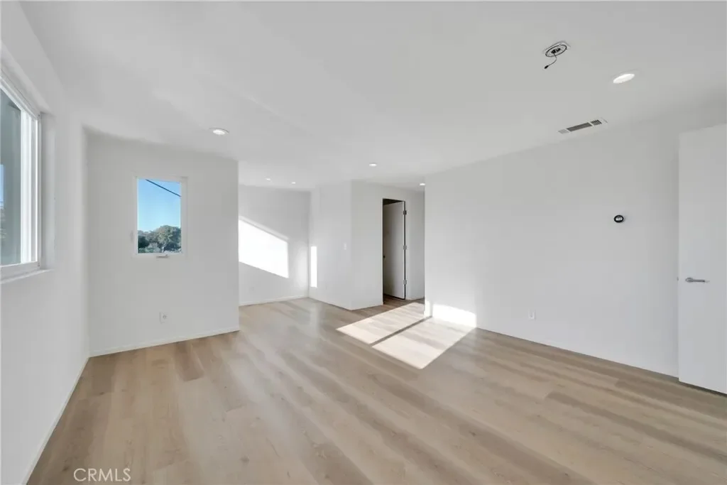 514 Ardmore, Hermosa Beach, California, United States. - Photo 18
