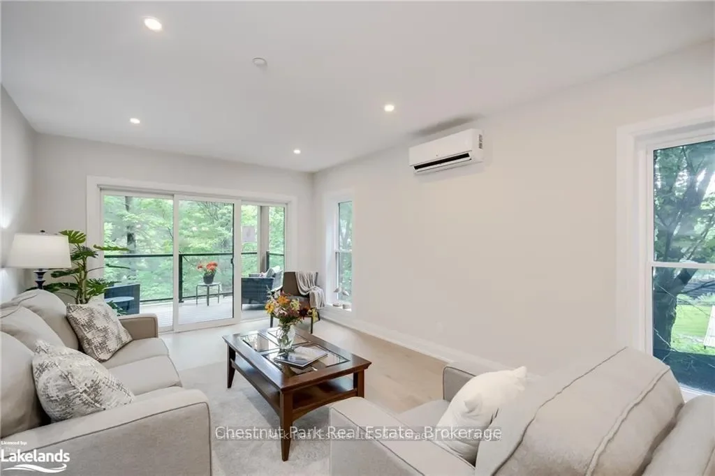 Gallery photo 9