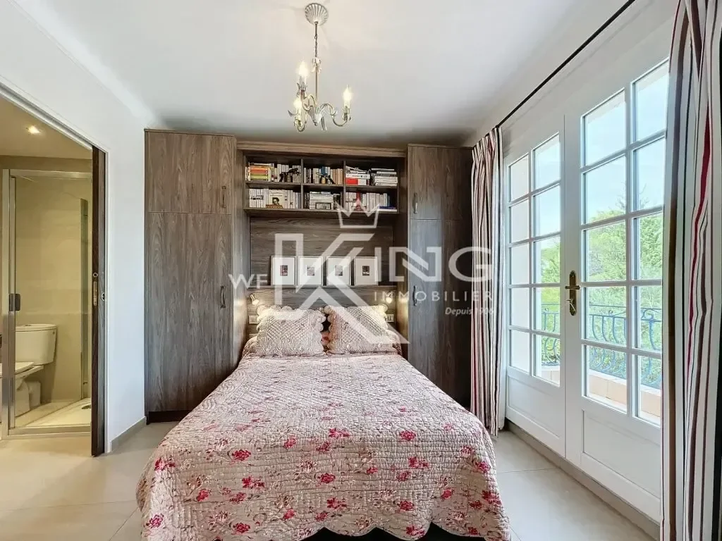 Gallery photo 6