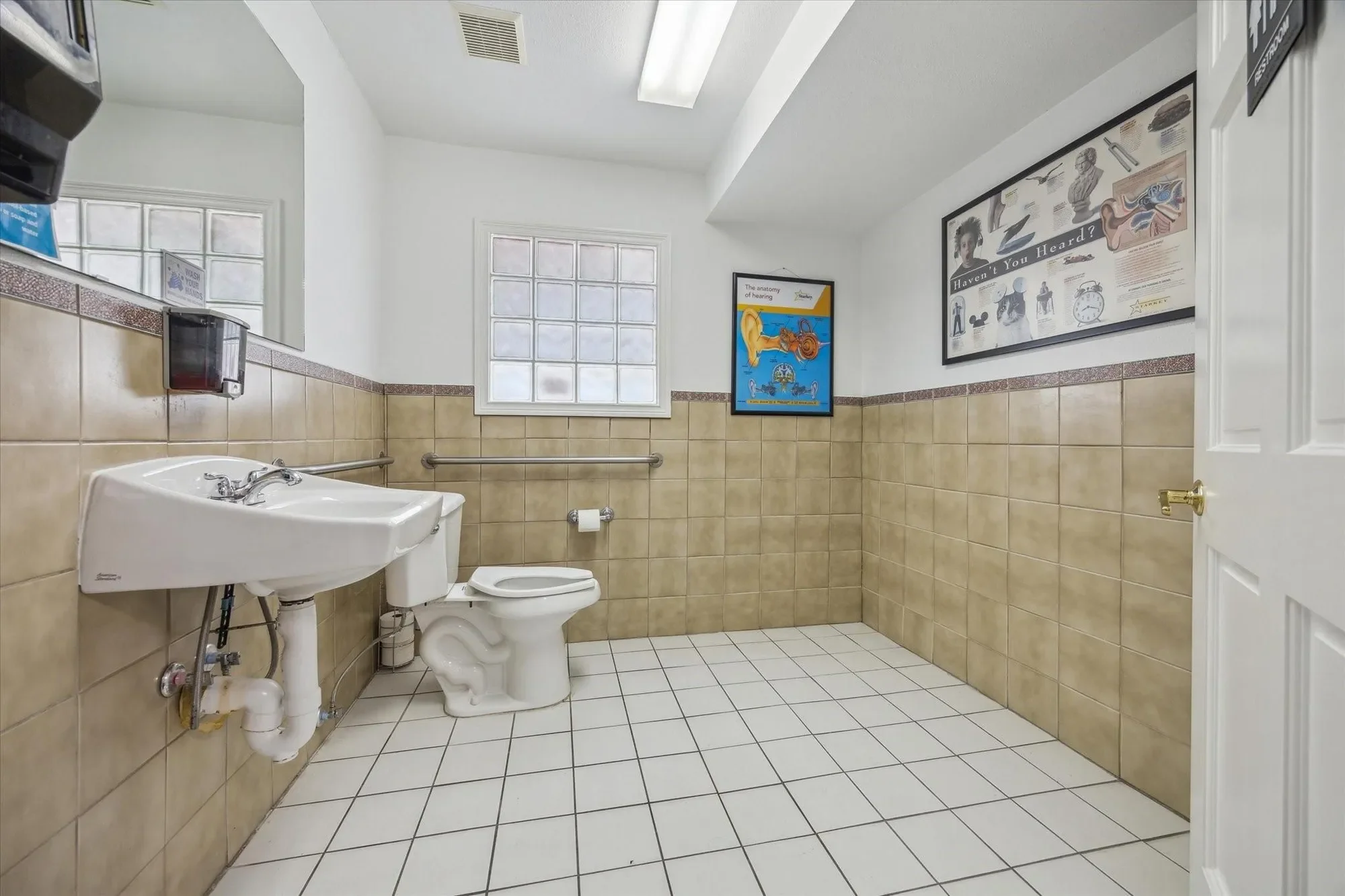 5135 Edloe Street, Houston, Texas, United States. - Photo 9