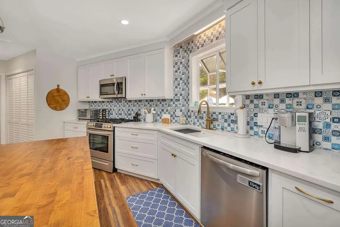 19 Wimbledon Court, St. Simons, GA 31522, St. Simons, Georgia, United States. - Photo 10