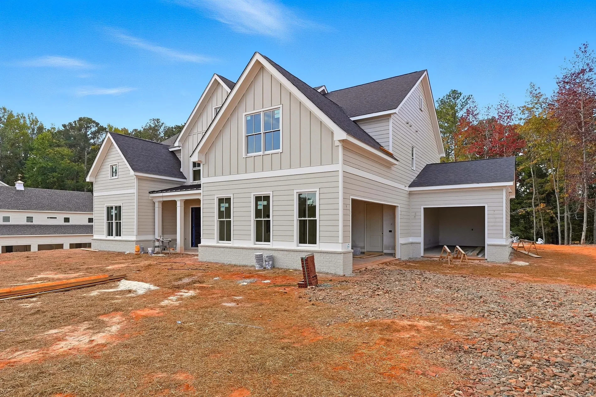 Exterior photo 2