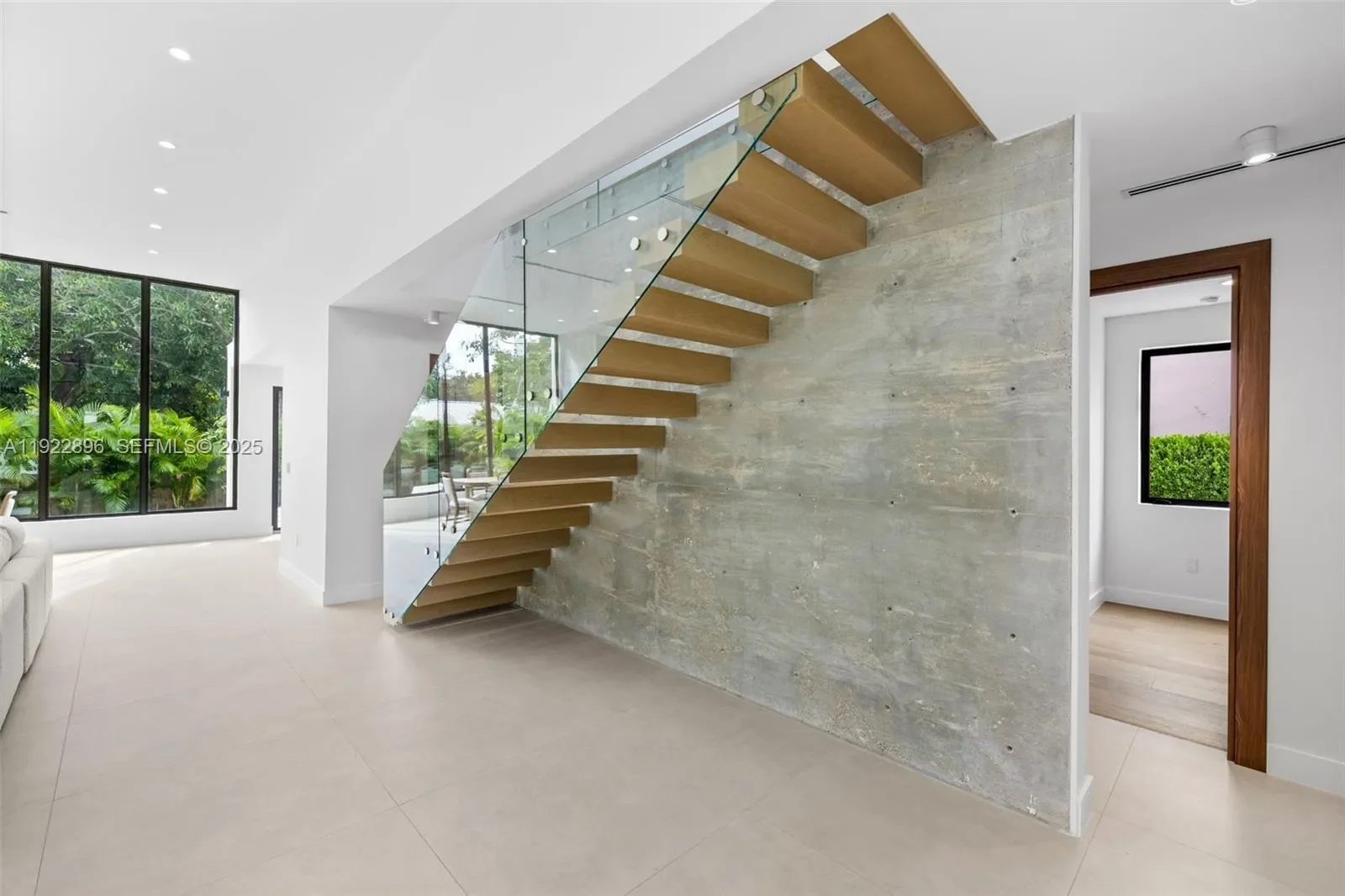 66 NW 50th St, Miami, Florida, United States. - Photo 24