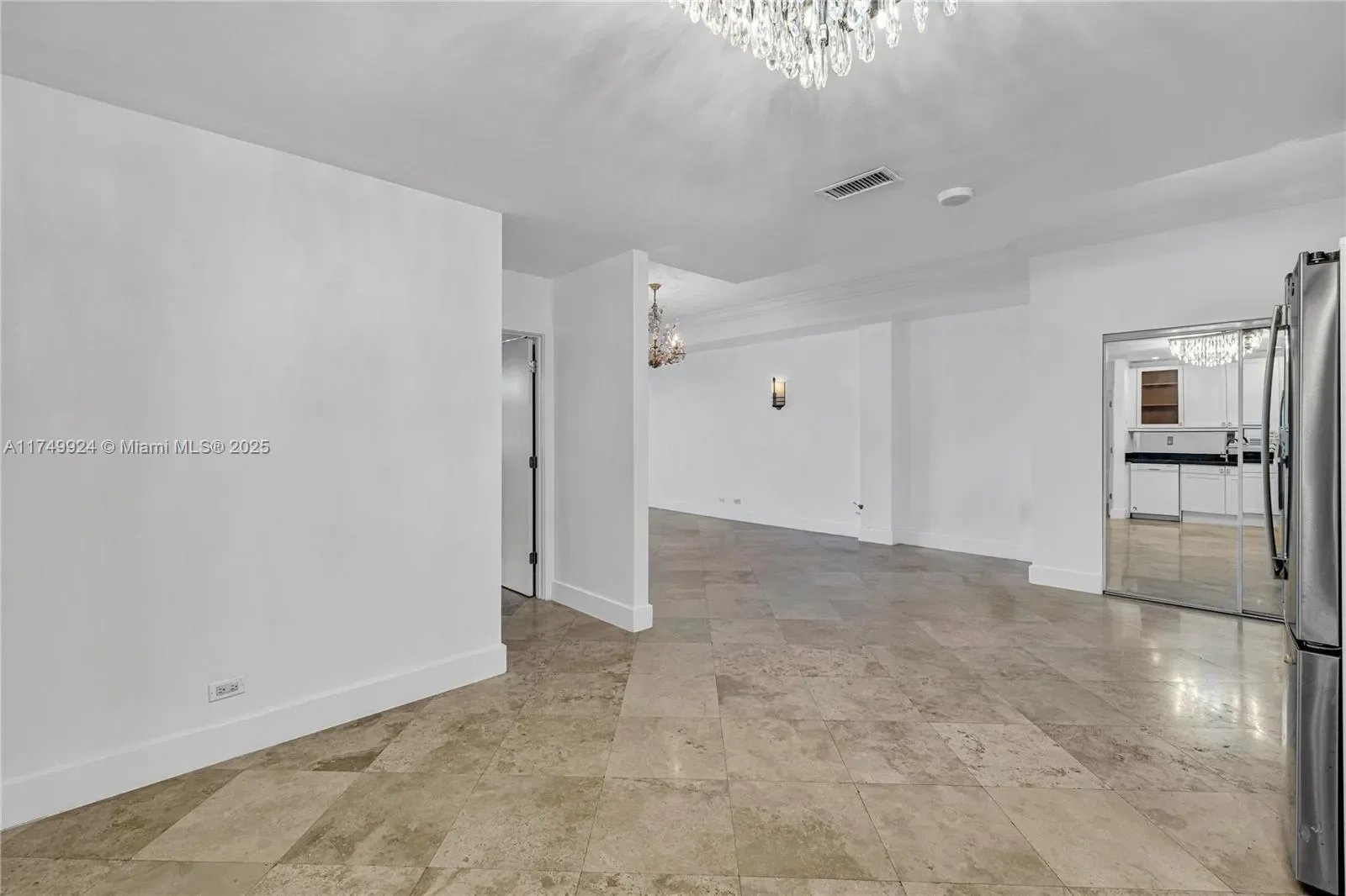2301 Collins Ave PH18, Miami Beach, Florida, United States. - Photo 16