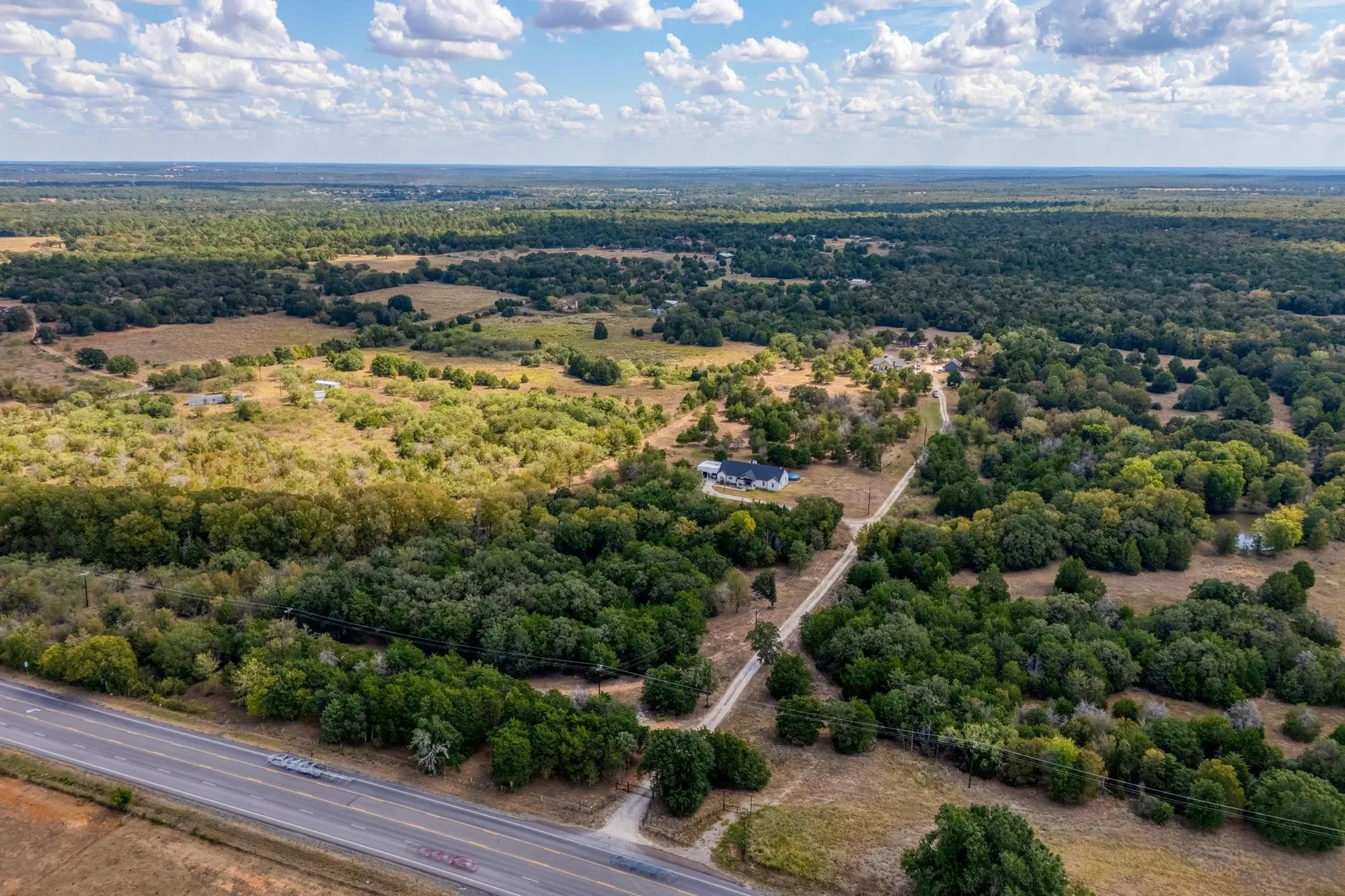 1901 E State Highway 21 B, Paige, Texas, United States. - Photo 33