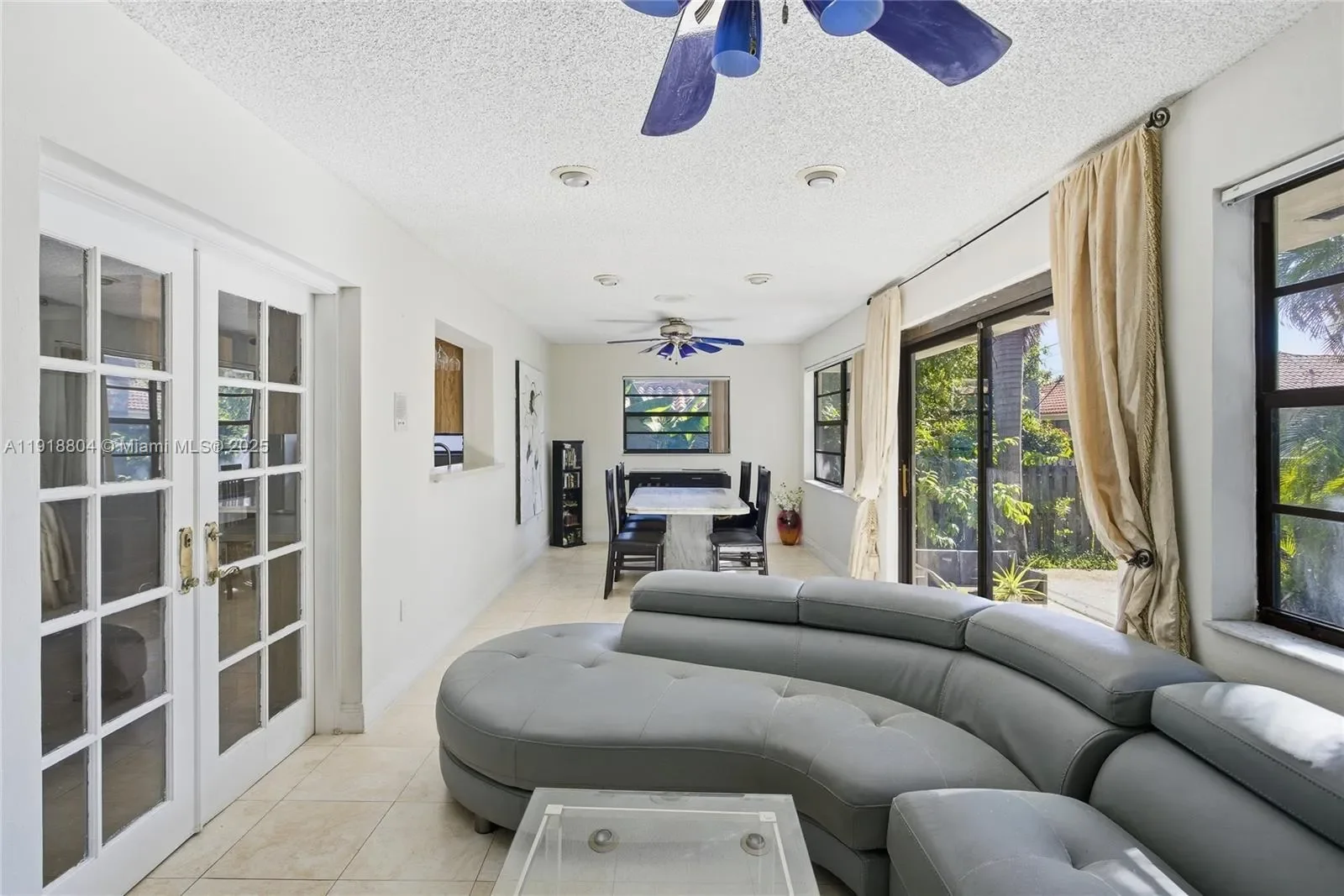 272 191st Ter, Golden Beach, Florida, United States. - Photo 16