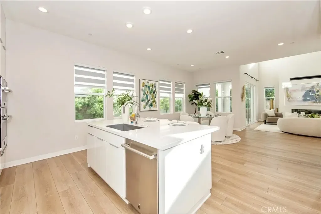 220 Holliston, Lake Forest, California, United States. - Photo 10