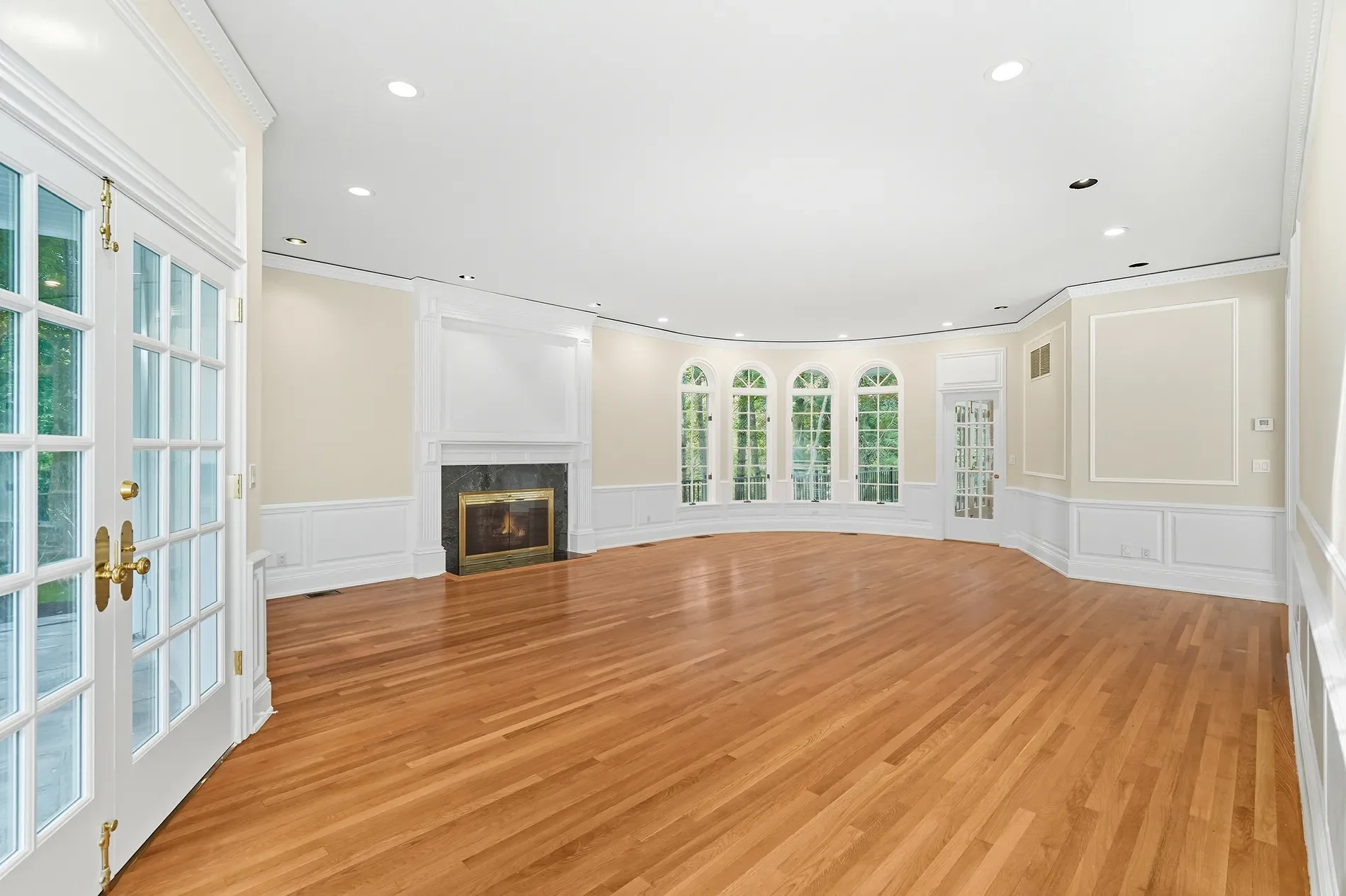 Gallery photo 10