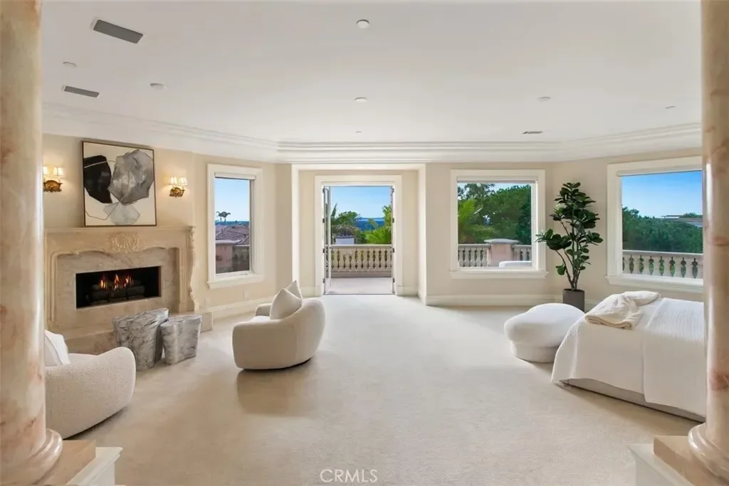 11 Shoreview, Newport Beach, California, United States. - Photo 51