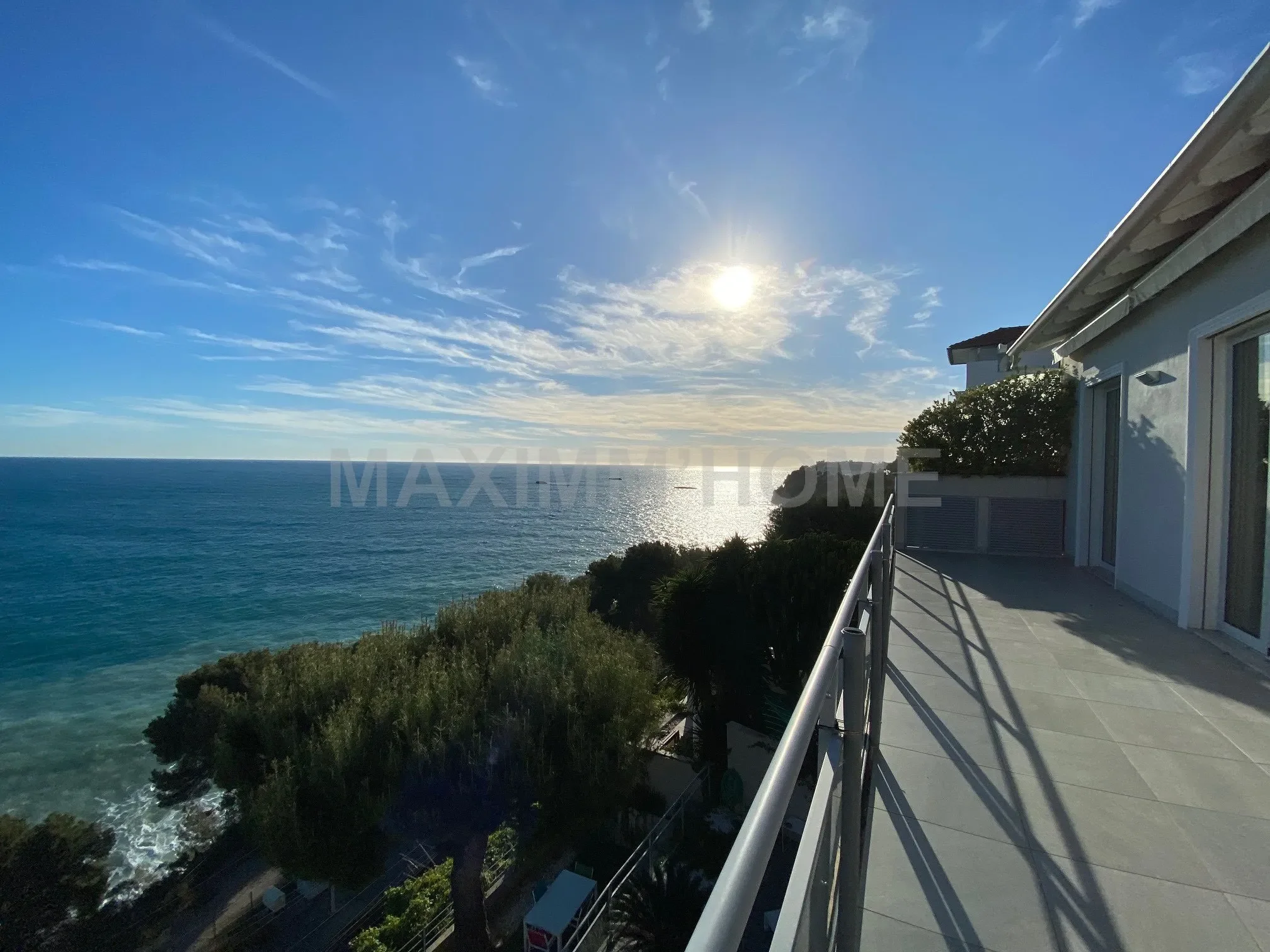 LOUIS LAURENS, Roquebrune-Cap-Martin, Provence-Alpes-Côte d'Azur, France. - Photo 4