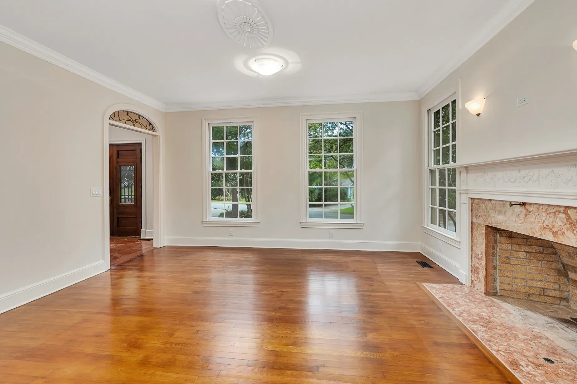 Gallery photo 10