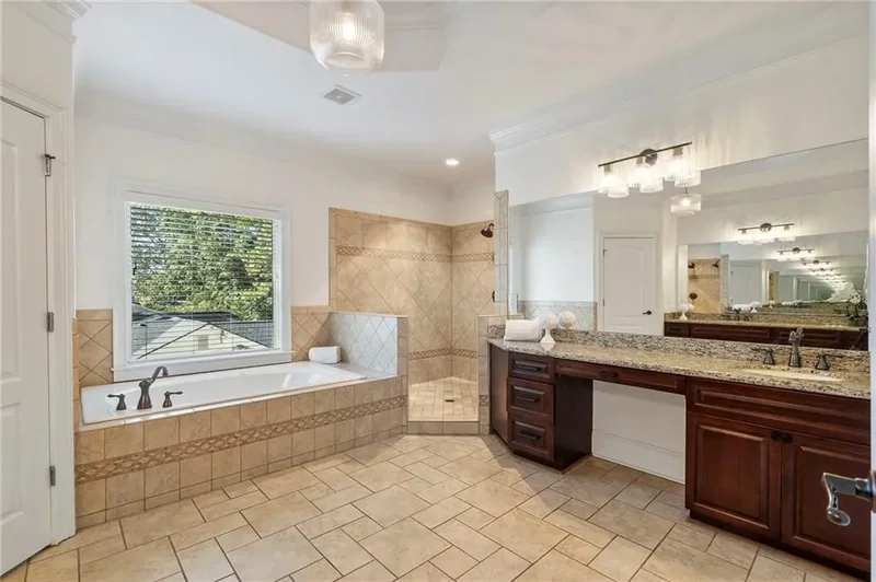 2643 Caldwell Road NE, Brookhaven, Georgia, United States. - Photo 47