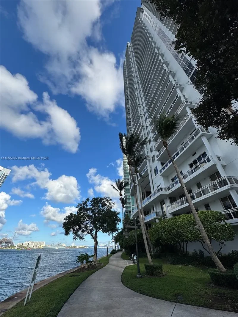 901 Brickell Key Blvd 3607, Miami, Florida, United States. - Photo 40