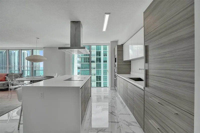 330 Sunny Isles Blvd 5-2207, Golden Beach, Florida, United States. - Photo 29