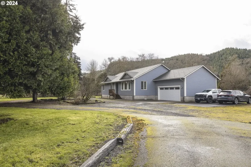 49870 NW SUNSET HWY, Banks, OR 97106, Manning, Oregon, United States. - Photo 3