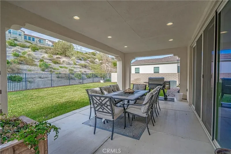 18642 Cedar Crest Drive, Santa Clarita, California, United States. - Photo 39